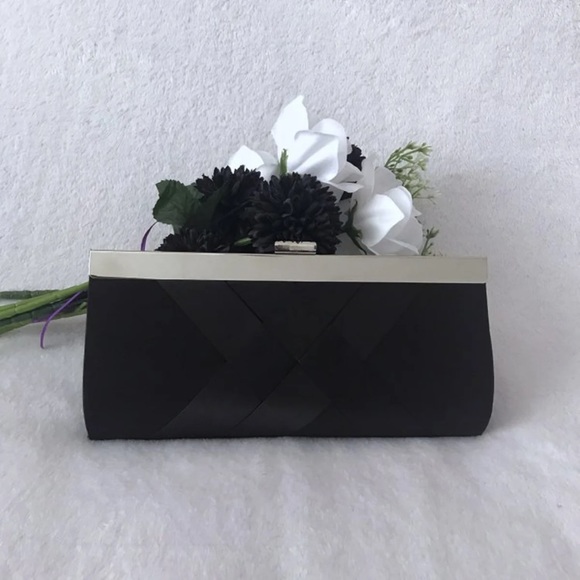 Lulu Townsend Handbags - Lulu Townsend Woven Clutch Black Classic Chic